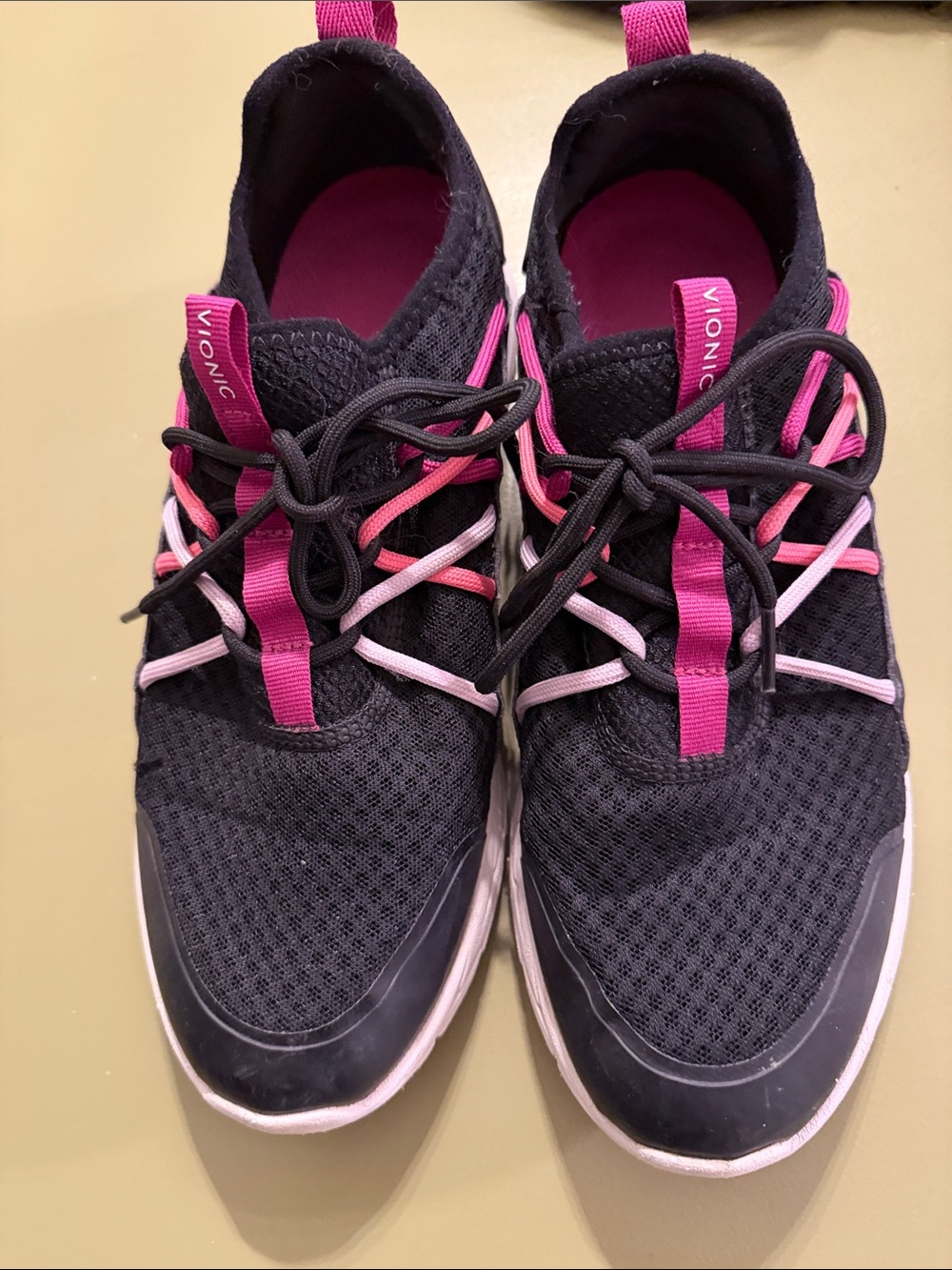 Vionic Women’s Black Athletic Sneakers with Pink Accents